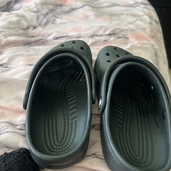 Crocs - Picture 2 of 4